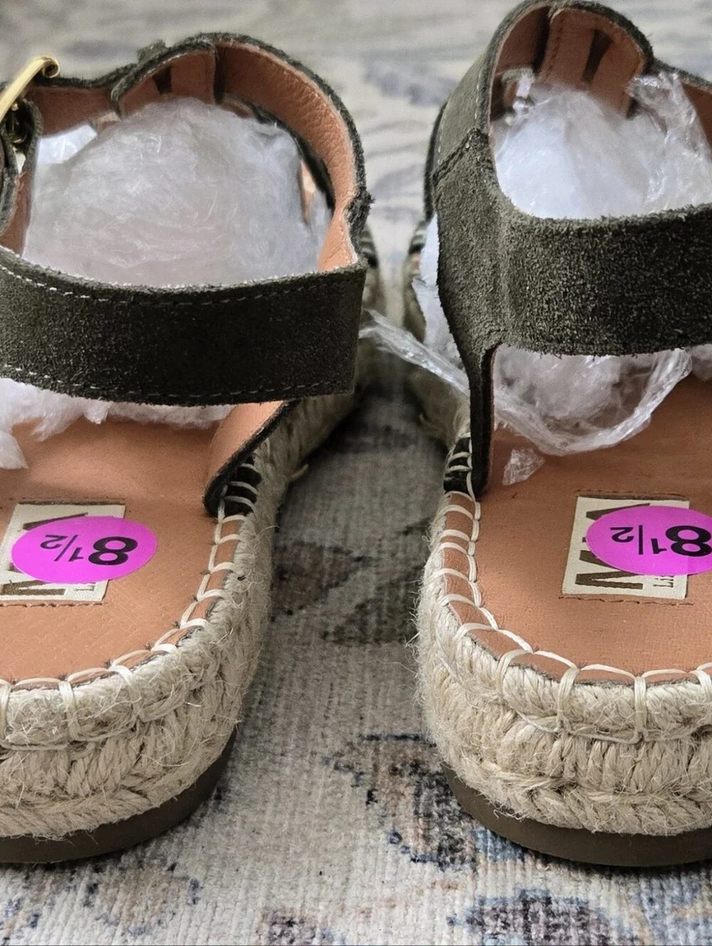 NWT MIA DANETTE Women’s Olive Suede Strappy Espadrille Sandals